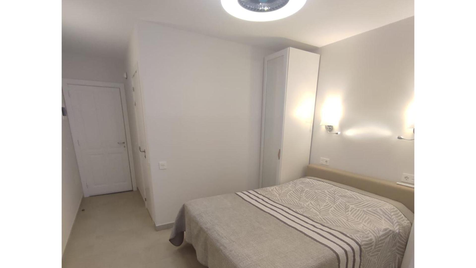 Beachfront Americas - Trg Apartament