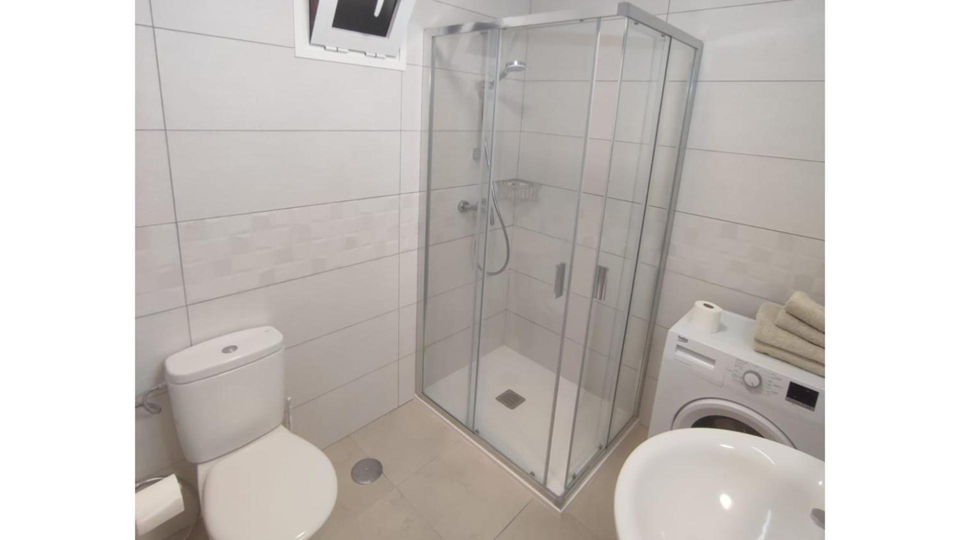 Beachfront Americas - Trg Apartment